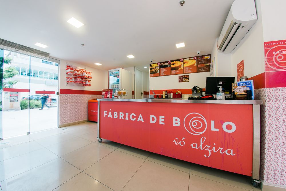 Fábrica de Bolo Vó Alzira lança novo layout para suas lojas